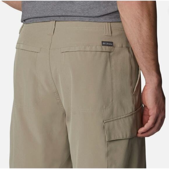 Columbia Mens Eaglecrest 10" Performance Cargo Shorts Tusk Brown Size 36 New UPF - Picture 5 of 13
